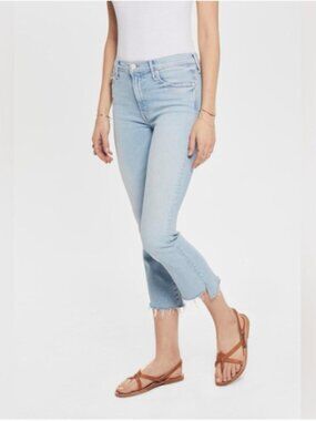 Mother The Insider Crop Step Fray Jeans in Fresh Catch Light Blue Size 26